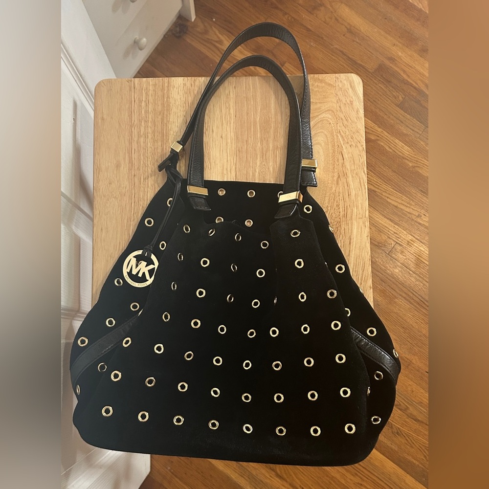 Michael Kors Black and Gold Shoulder Bag